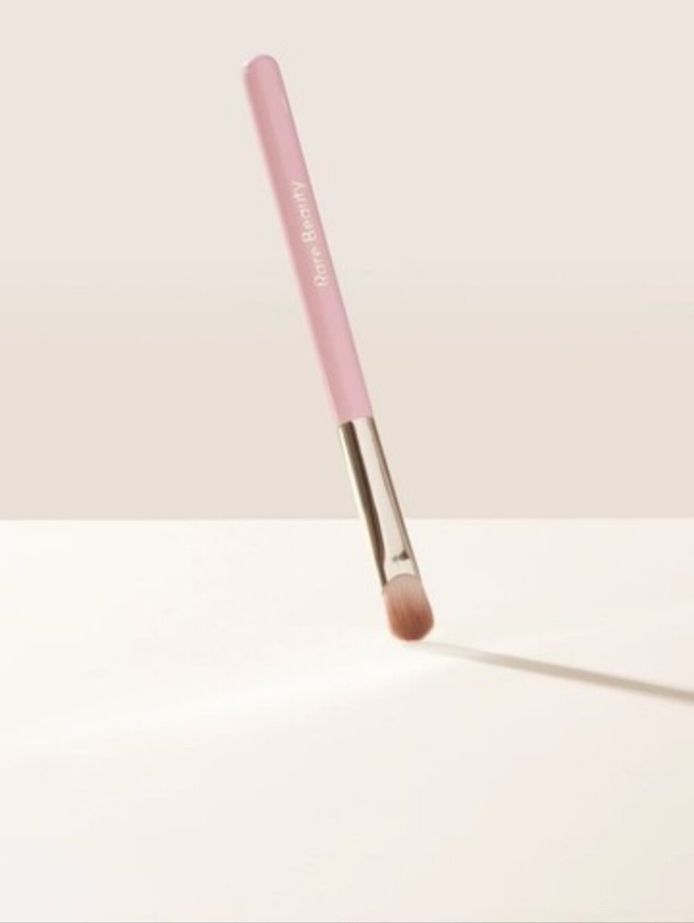 Rare Beauty Liquid Touch Brush NWT!